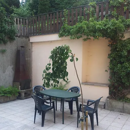 Holiday Διαμέρισμα Κάρλοβι Βάρι